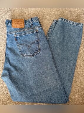 Levi's Men's Light Blue Straight Leg Jeans